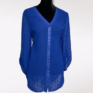 Kim Rogers Blue Lightweight Blouse Size Medium 3/4 Sleeve Button Front Shirt Top